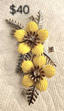 Vintage Jewelry #2, Tulare