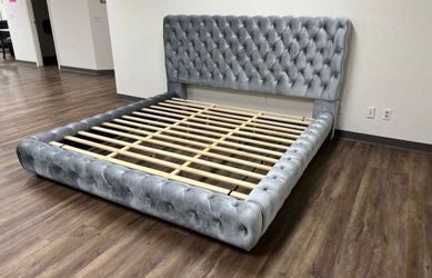 NEW IN BOX King & Queen Grey Tufted Platform Bed Frame