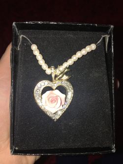 Costume necklace