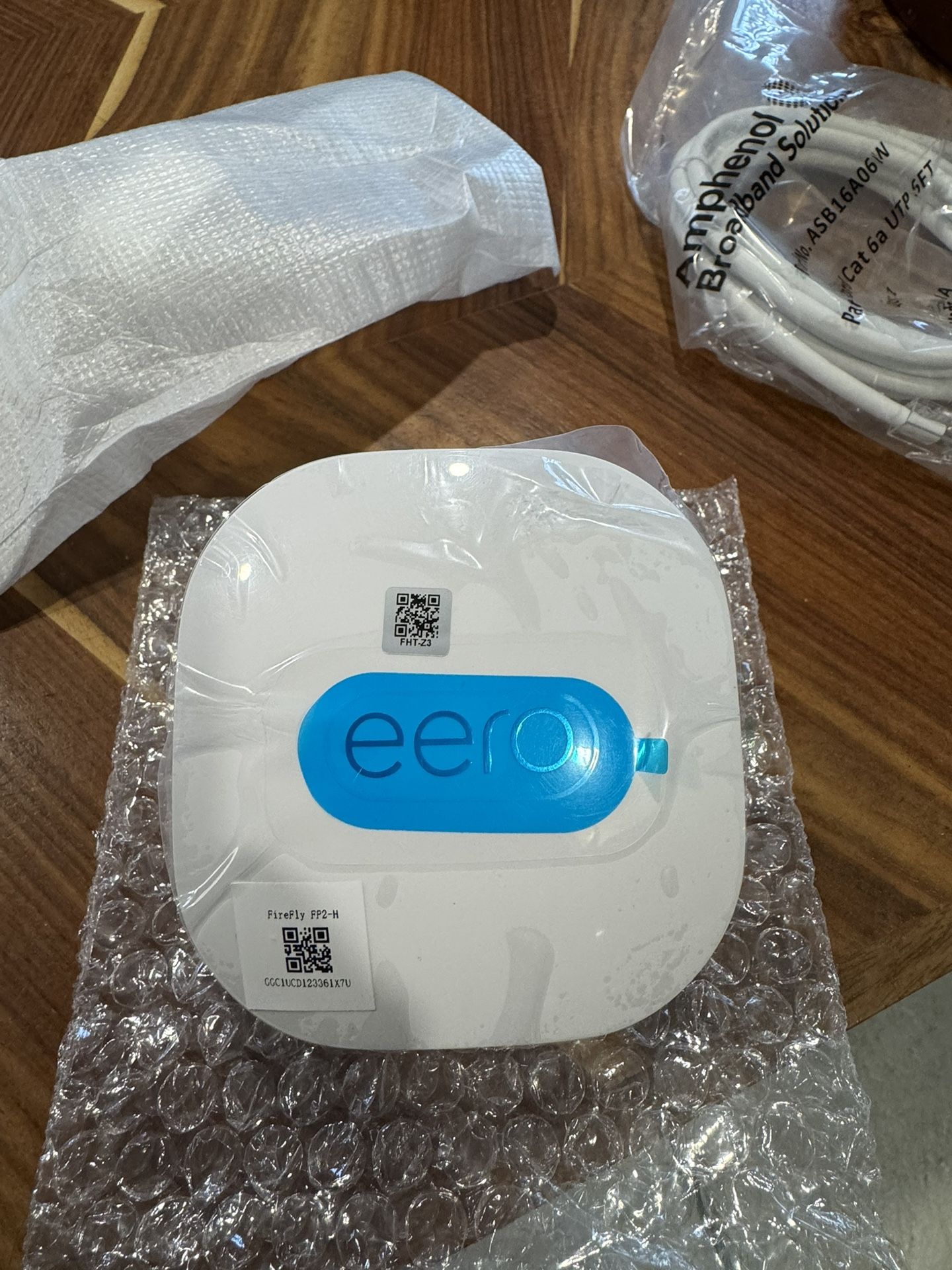 New WIFI Router / eero 6+  Mesh System 