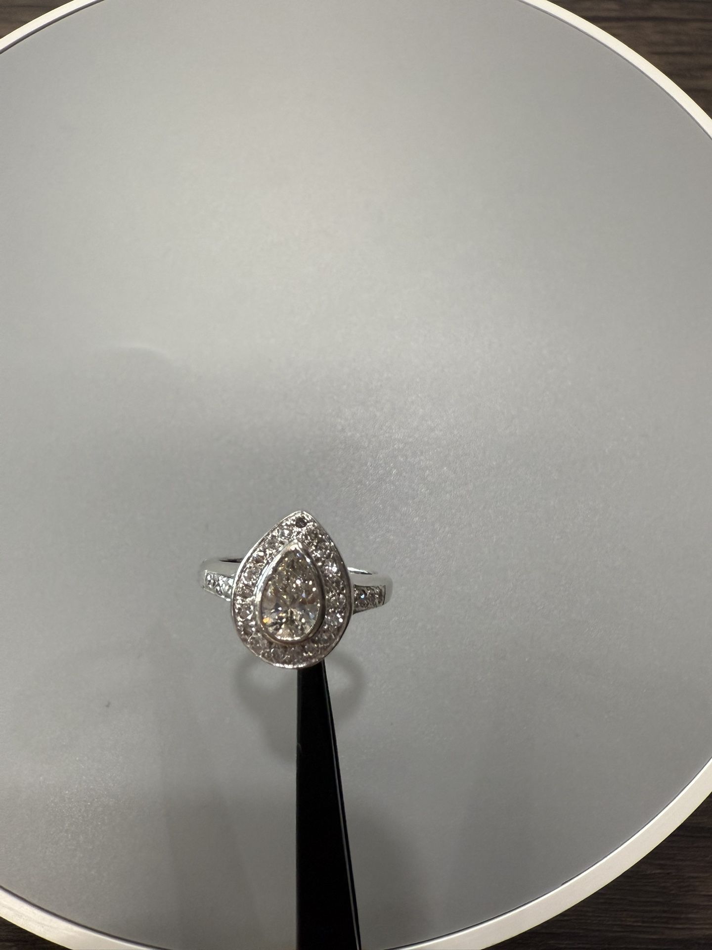 14KWG Lady’s Diamond Ring