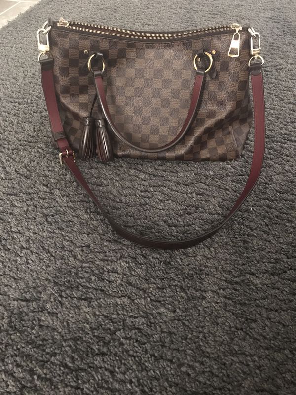 Authentic Louis Vuitton for Sale in Orlando, FL - OfferUp