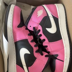 Jordan Pink Mid