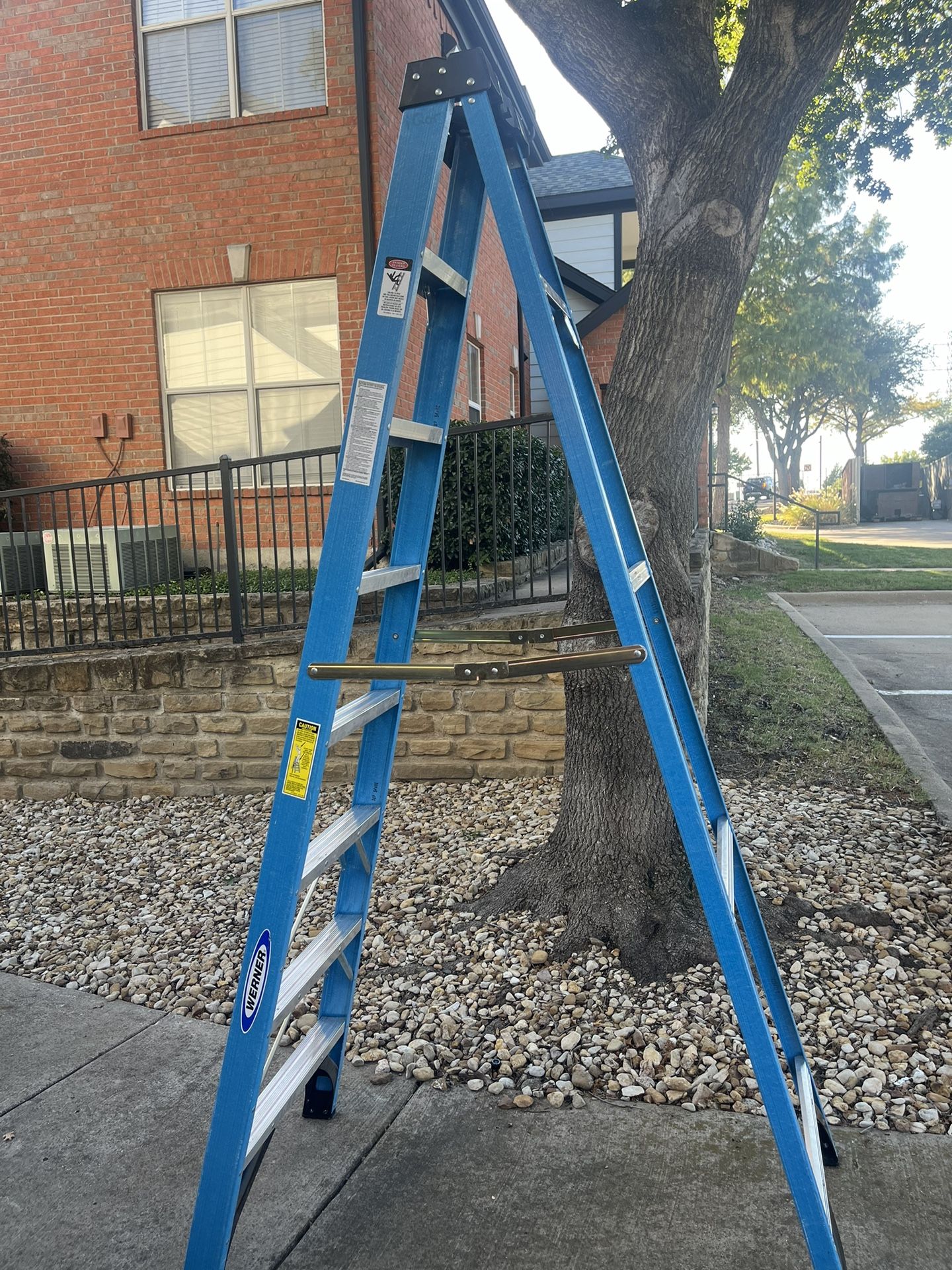 8’ ft. ladder