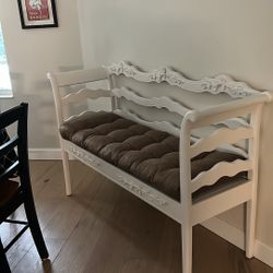 Beautiful Swedish Hall Bench