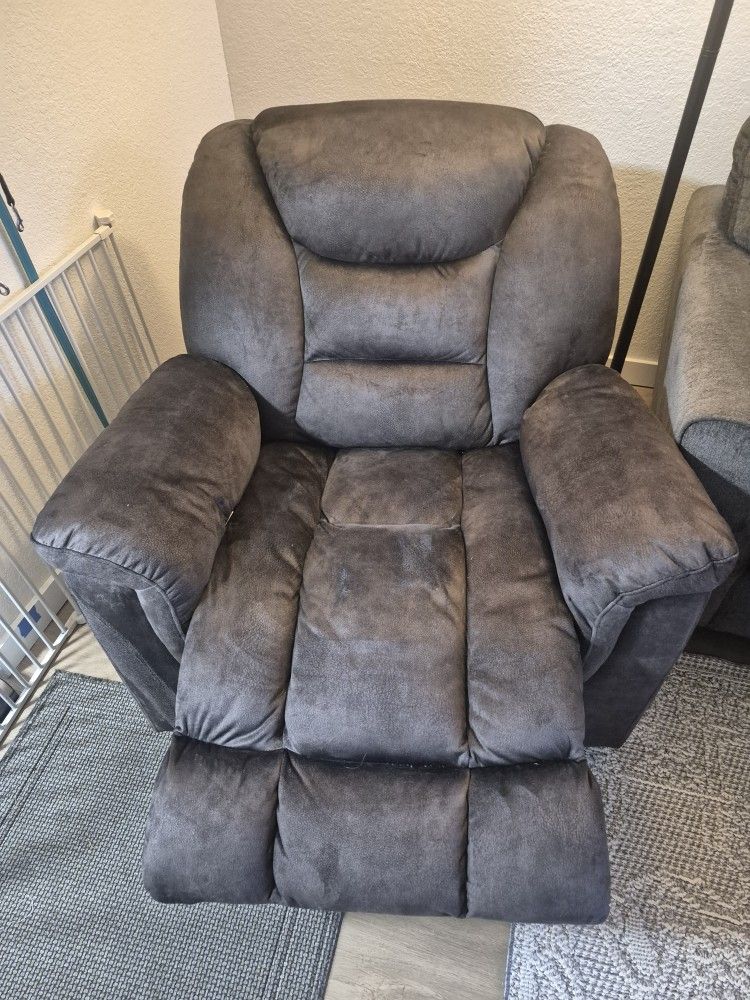 Swivel Rocker Recliner Chair