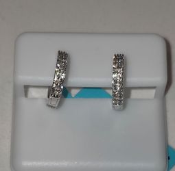 ✨ 925 Sterling Silver Moissanite Hoop Earrings – New ✨
