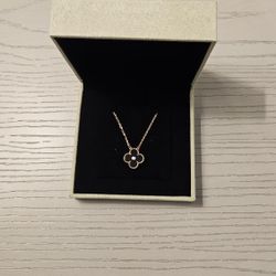 Van Cleef & Aprels Black Clover Necklace 