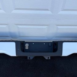WHITE OEM FORD F250 F350 COMPLETE CLEAN 2023 2024 2025 2026 REAR BUMPER