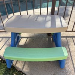 Little Tikes Picnic Table 