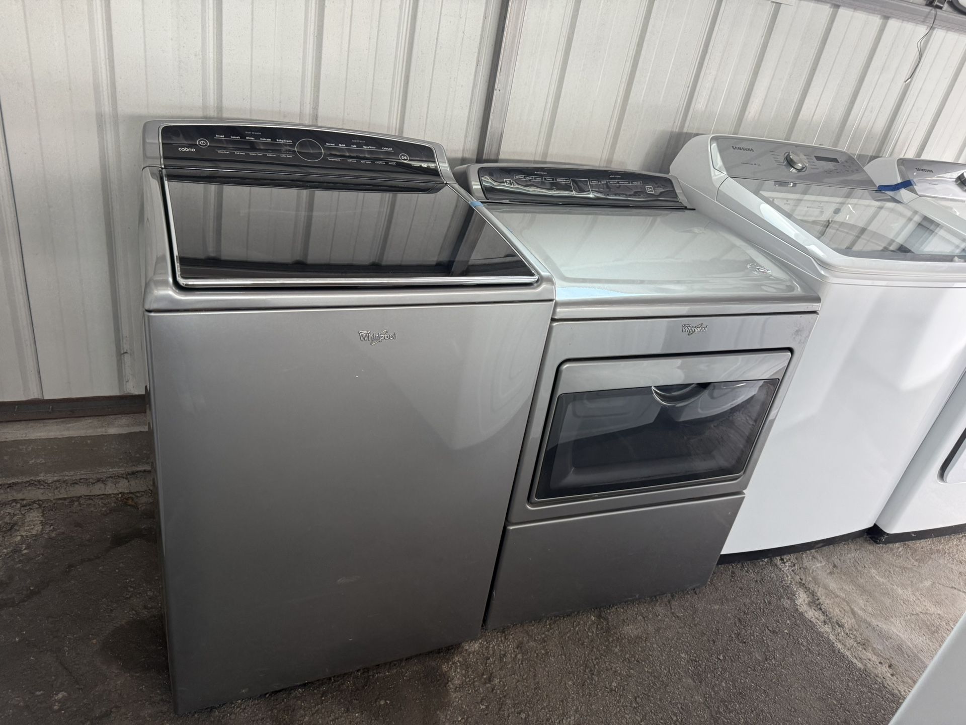 Whirlpool Washer And Dryer Set