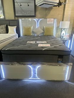 BRAND NEW MODERN GRAY LED KING PLATFORM BEDFRAME + DRESSER + MIRROR + NIGHTSTAND 4PCS BEDROOM SET