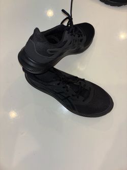 Asics size 11 or 11.5