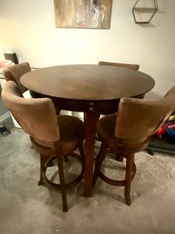Round Bar Height Dining Table with 4 Suede Stools