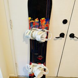 152cm Burton Women’s Snowboard with Burton Bindings (good condition)