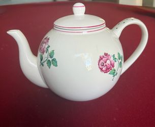 Tiffany & Co. “Strasbourg Flowers” Teapot – Portugal
