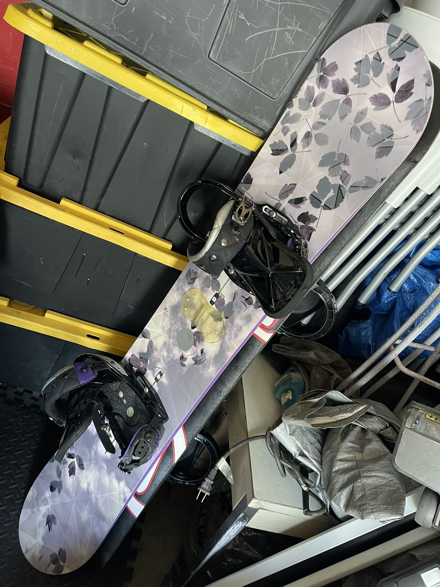 Burton Supermodel Snowboard - Women's 156 Like New