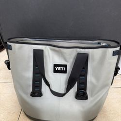 YETI Hopper 40 Soft Portable Cooler Fog Gray 
