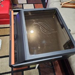 Blackstone E-Series 17" Electric Tabletop Griddle with Hood, Black