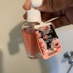 BRAND NEW!! Bath And Body Works: Rose Water and Ivy Wallflower Refill 