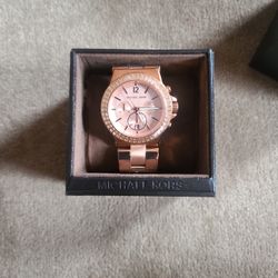 Michael Kors Womans Warch