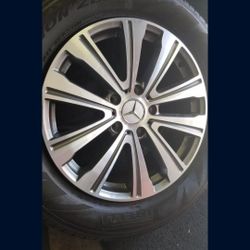 Mercedes G WAGON Wheels Tires  Original 