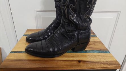 Boots size 9.5E