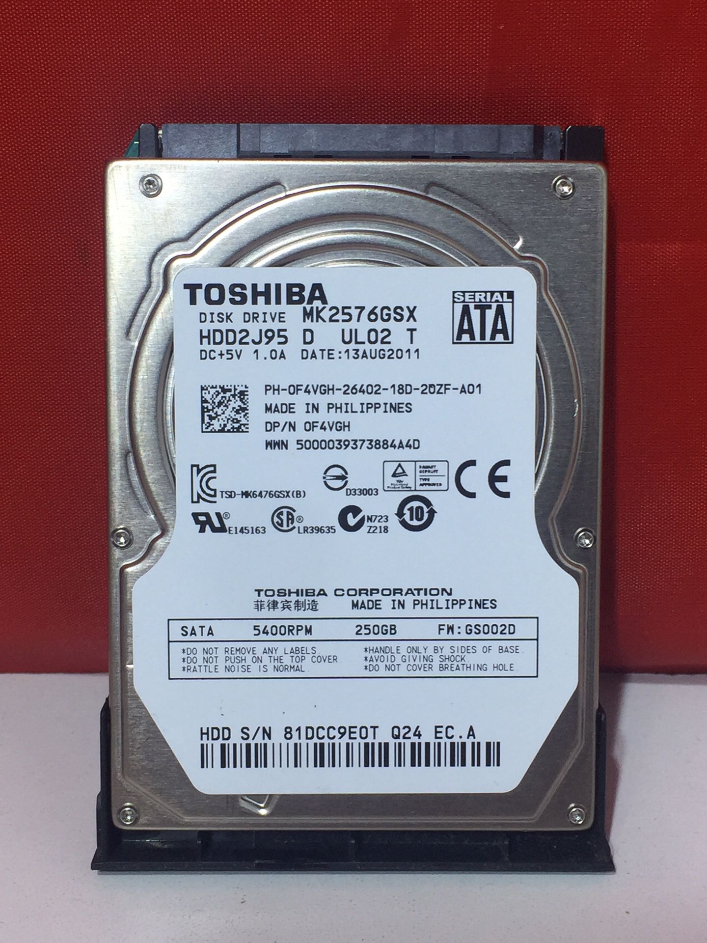 TOSHIBA CORPORATION SERIAL ATA MK2576GSX 250GB Internal Laptop Hard Drive