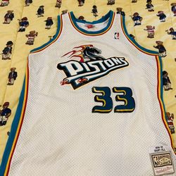 Grant Hill Mitchell & Ness Jersey