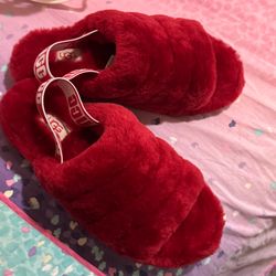 UGG Slide Red