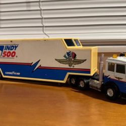 Matchbox Superkings Indy 500 Goodyear Race Car Speedway Team Transporter Tractor Trailer Truck Diecast $10