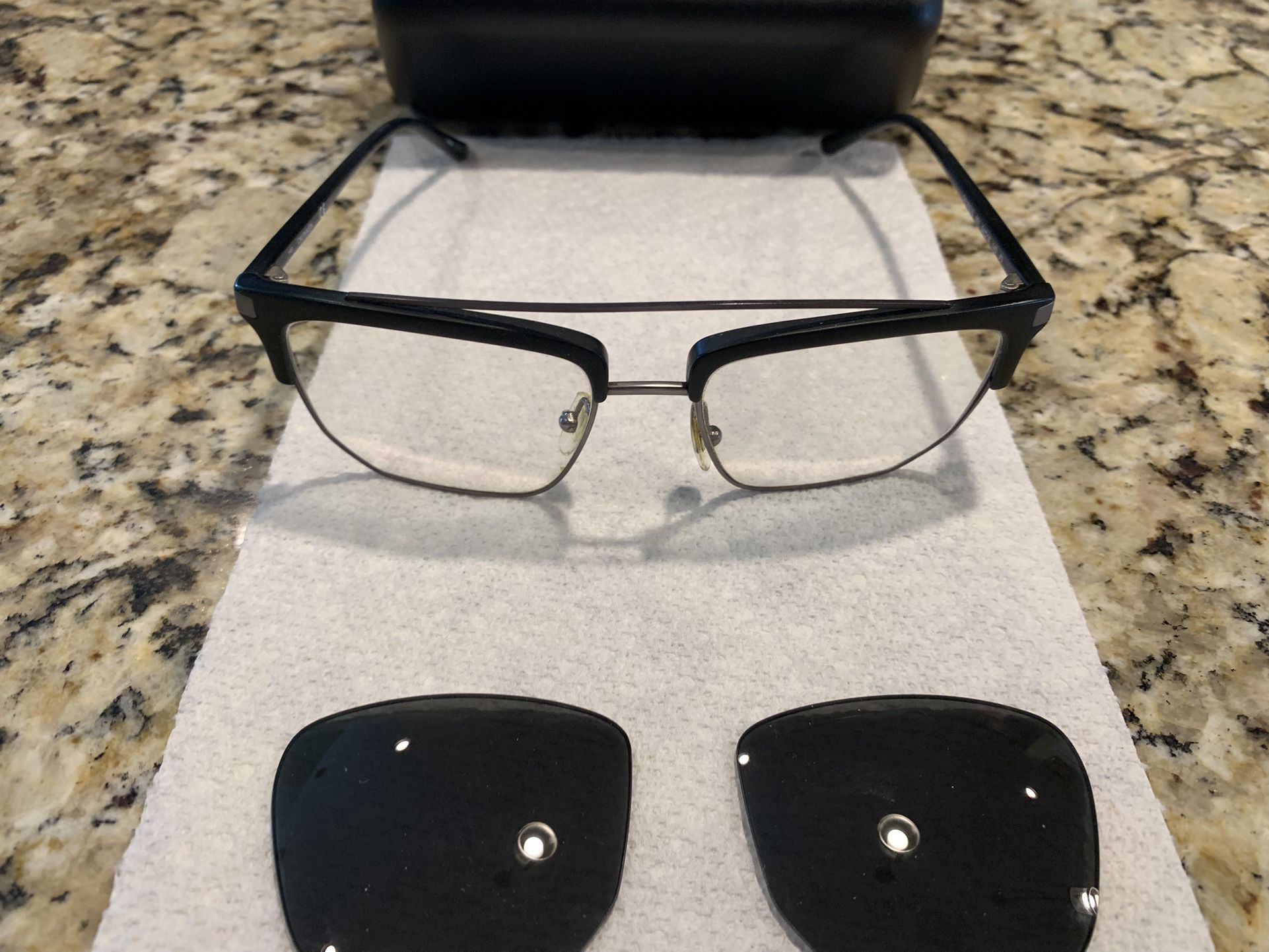 Men’s Sunglasses W/ Arched Metal Accent & Around The Edge, Pop Sunglasses Lenses In Or Your Prescription Lenses Put In Saving On Frame Cost