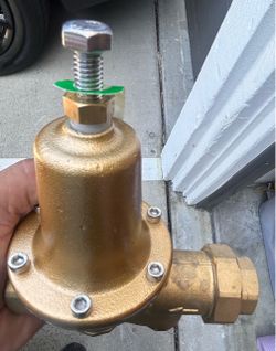 water pressure regulator 1"
