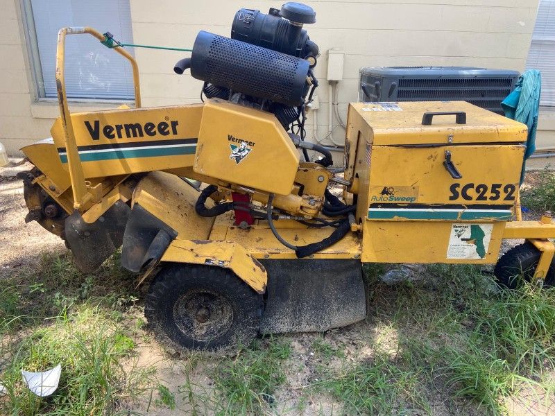 Tree Trunk Shredding Machine