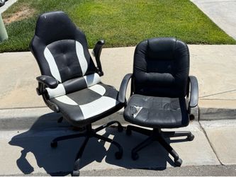 Free Chairs