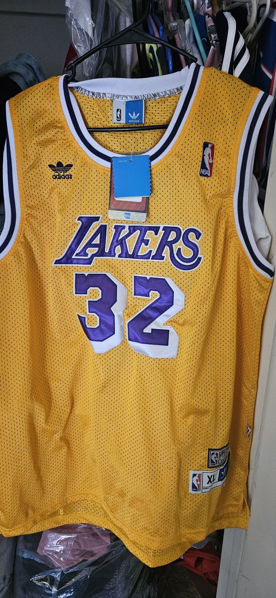 Lakers Magic Johnson XL New With Tags Jersey.
