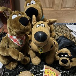 4 Various Sized Scooby Doo Plushies