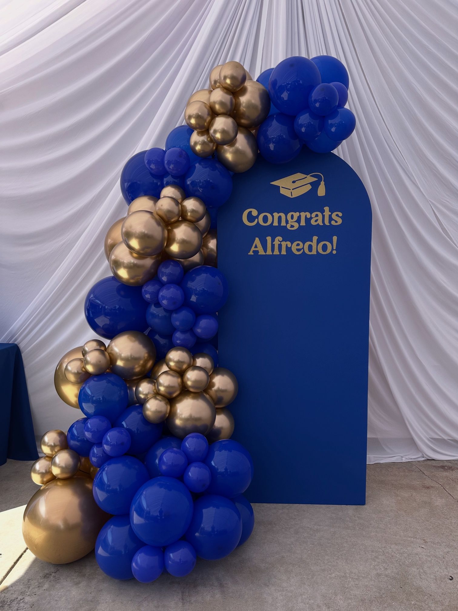 balloon garland, balloon arch
