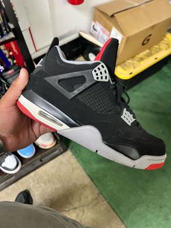 Jordan bred 4 9.5