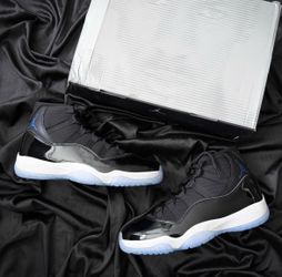 Air Jordan 11 Retro Space Jam 2026