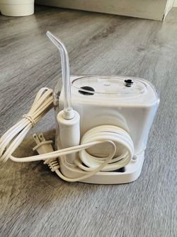 Water flosser