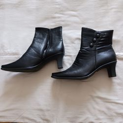 New Boots Womens 