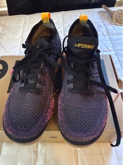 Nike women tennis shoes