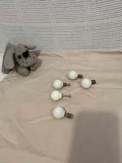 Vintage/antique porcelain drawer knobs