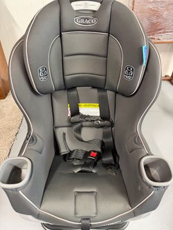 Graco extend2fit convertible car seat