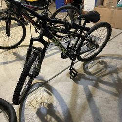 2 Mongoose Mountain Bikes 