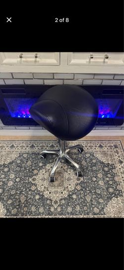 LIKE NEW**Black Saddle Stool