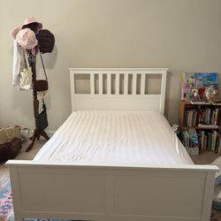 White Wooden Full Sized Bed Frame