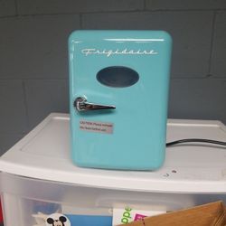 Frigidaire Mini Fridge