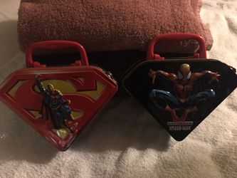 Old school lunch boxes spa Oder-man and Superman